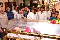 Celebs Pays Tribute to Super Star KrishnaCelebs Pays Tribute to Super Star Krishna